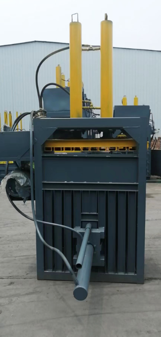 Presse à balle 120T - BalleMax1200 – Image 5